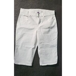 Gloria Vanderbilt Bermuda Shorts All Around Slimming White Denim Size 12